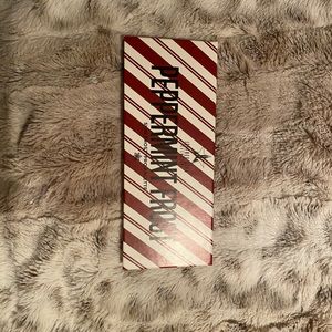 Jeffree Star Peppermint Frost